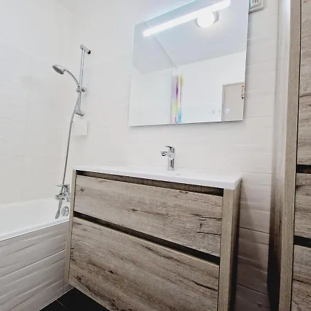 Le Lounge, Maison Avec Terrasse Proche Holiday home Les Sables-d'Olonne